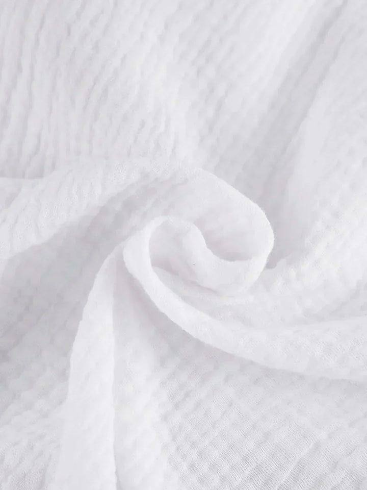 Set minimalist, ușor, cu cămașă și pantaloni