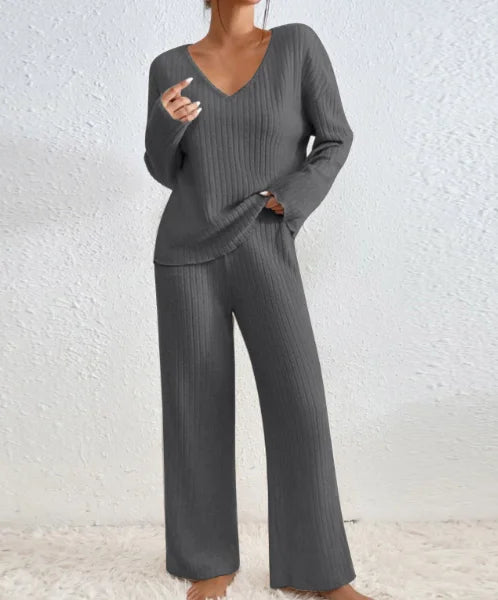 Sabina | Set din două piese: Top și Pantaloni