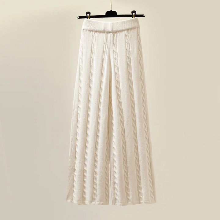 Maelie – Set Tricotat Comfortabil și Călduros