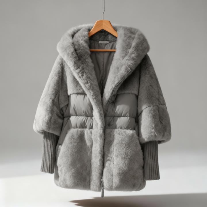 Larisa - Palton pufos supradimensionat cu glugă