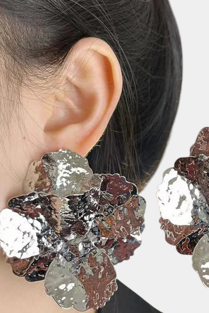 Elena – Cercei strălucitori în formă de floare